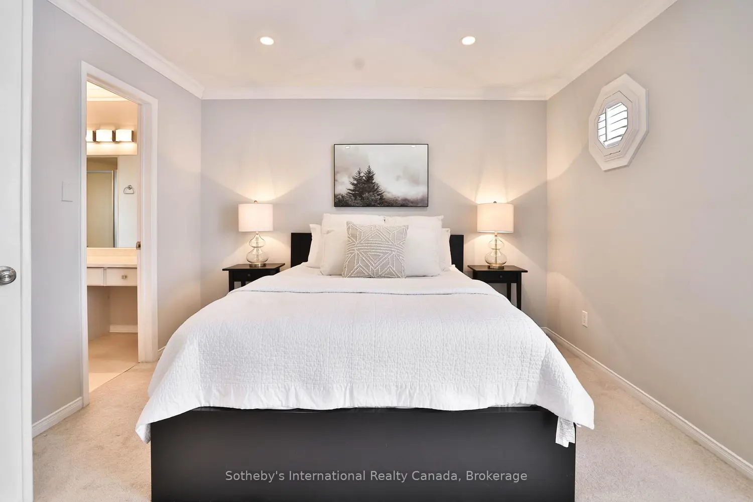 Additional image 11 of 5255 Lakeshore Road 7