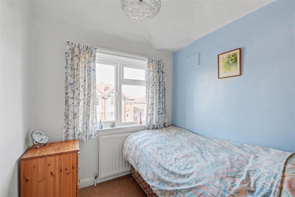 Additional image 16 of 3 bed semi-detached house for saleFarm Road, Chilwell, Nottingham NG9