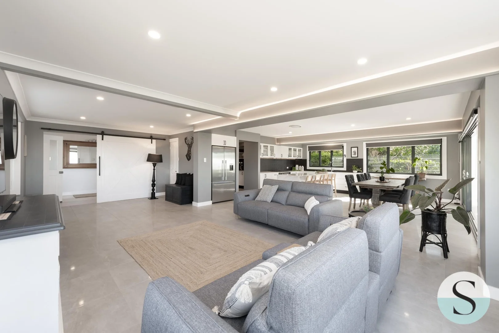 Additional image 8 of 2 Spoon Rocks Road, Caves Beach NSW 2281