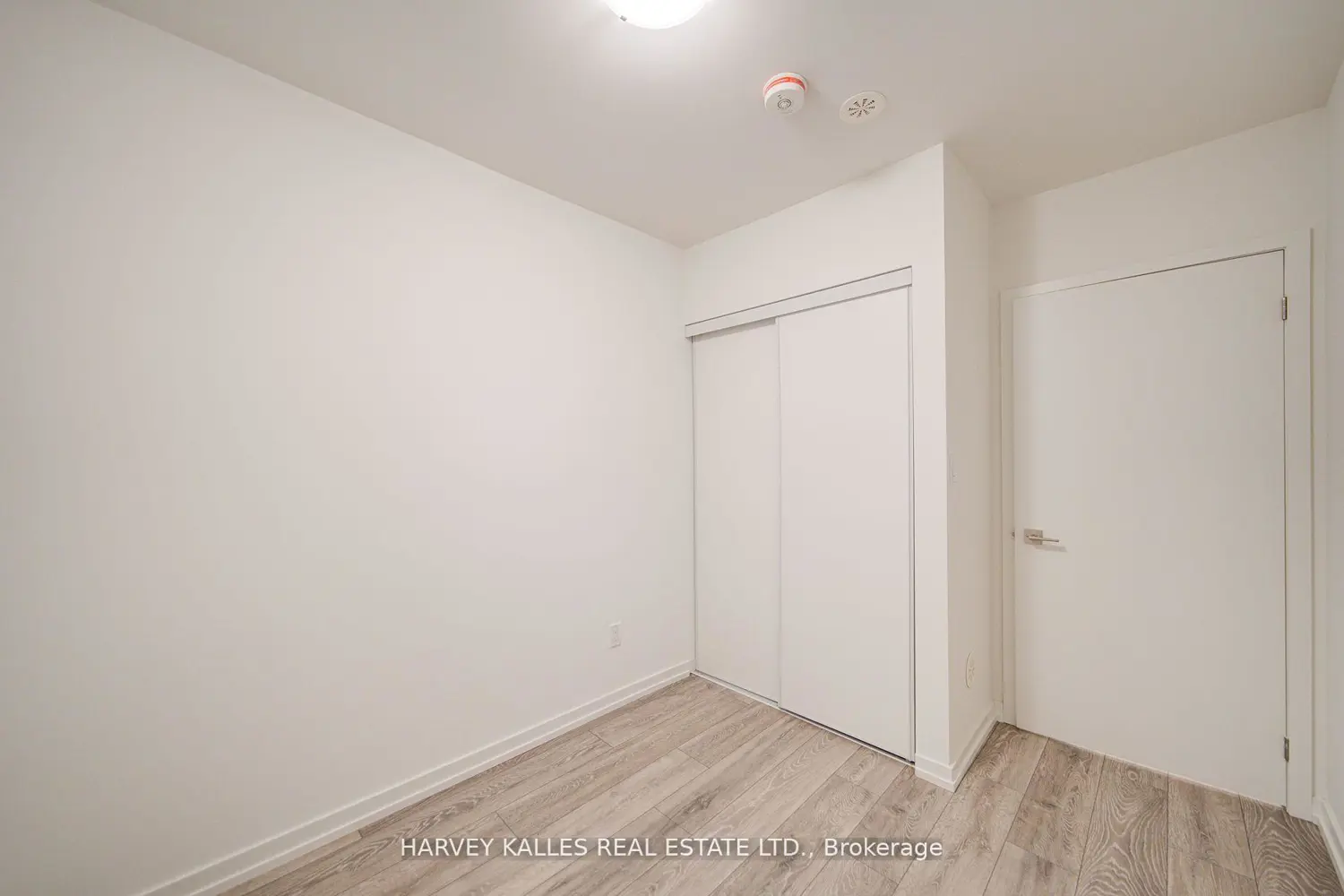 Additional image 16 of 18 Lytham Green Circle 28