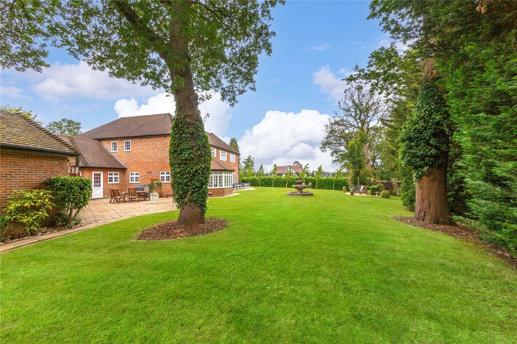 Additional image 21 of 7 bed detached house for saleThe Leys, Loom Lane, Radlett, Hertfordshire WD7