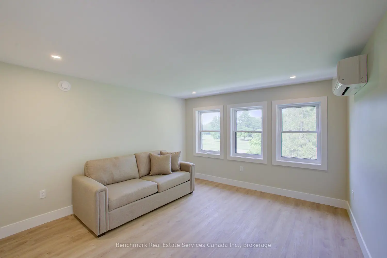 Additional image 7 of 1182 Queen Street 66