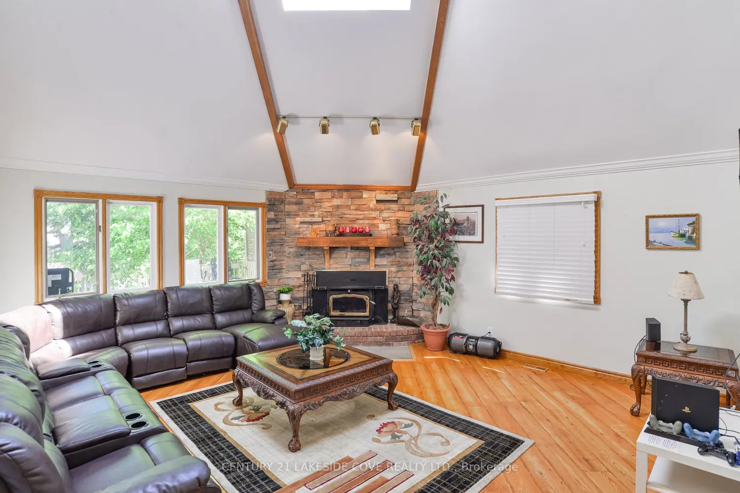 Additional image 4 of 40 Ridge Avenue