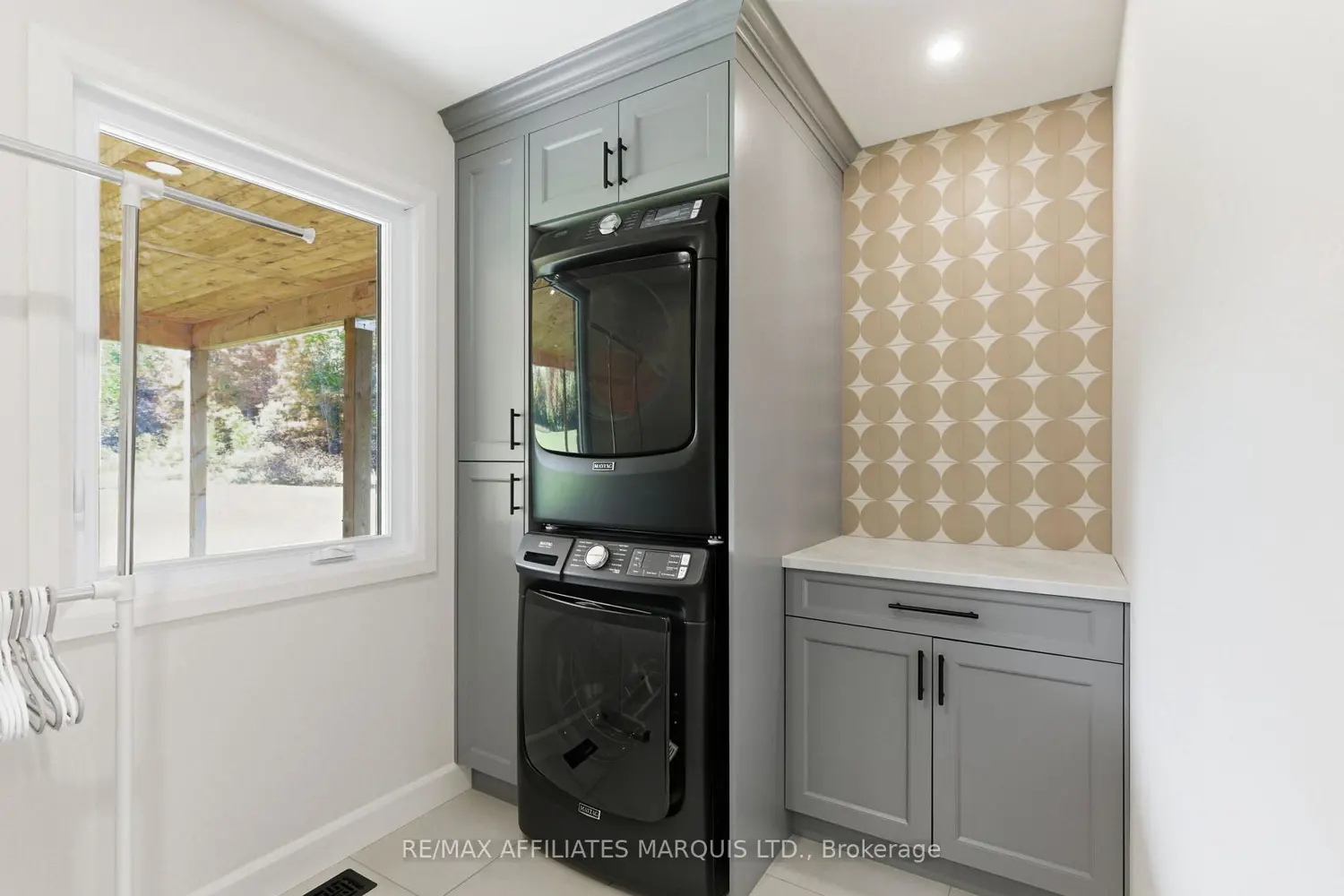 Additional image 5 of 17026 Myers Road