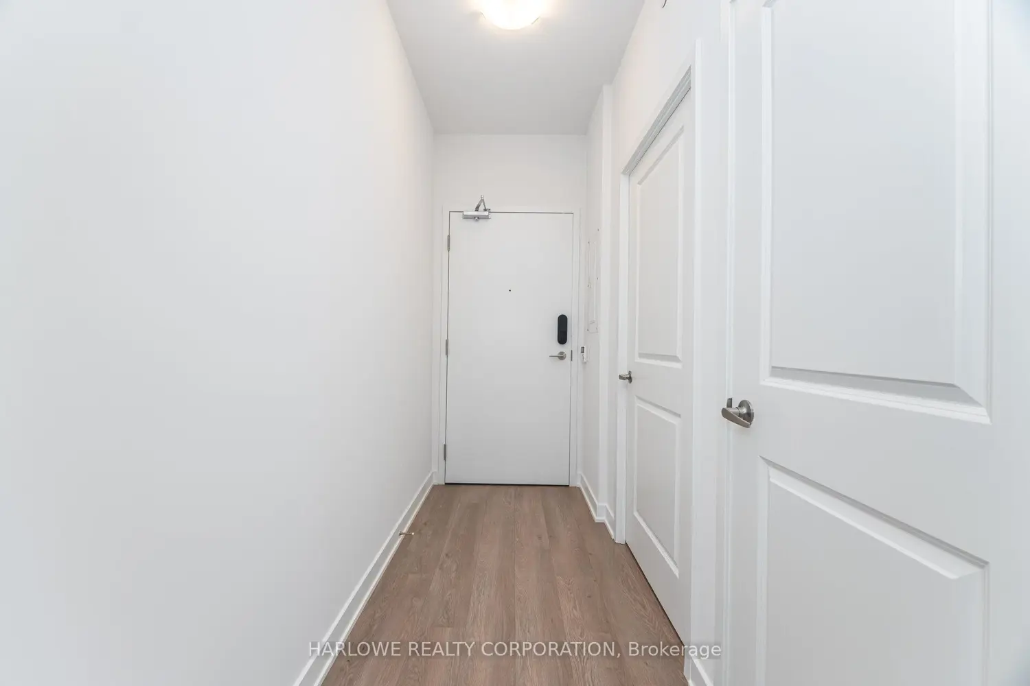 Additional image 3 of 543 Richmond Street 406