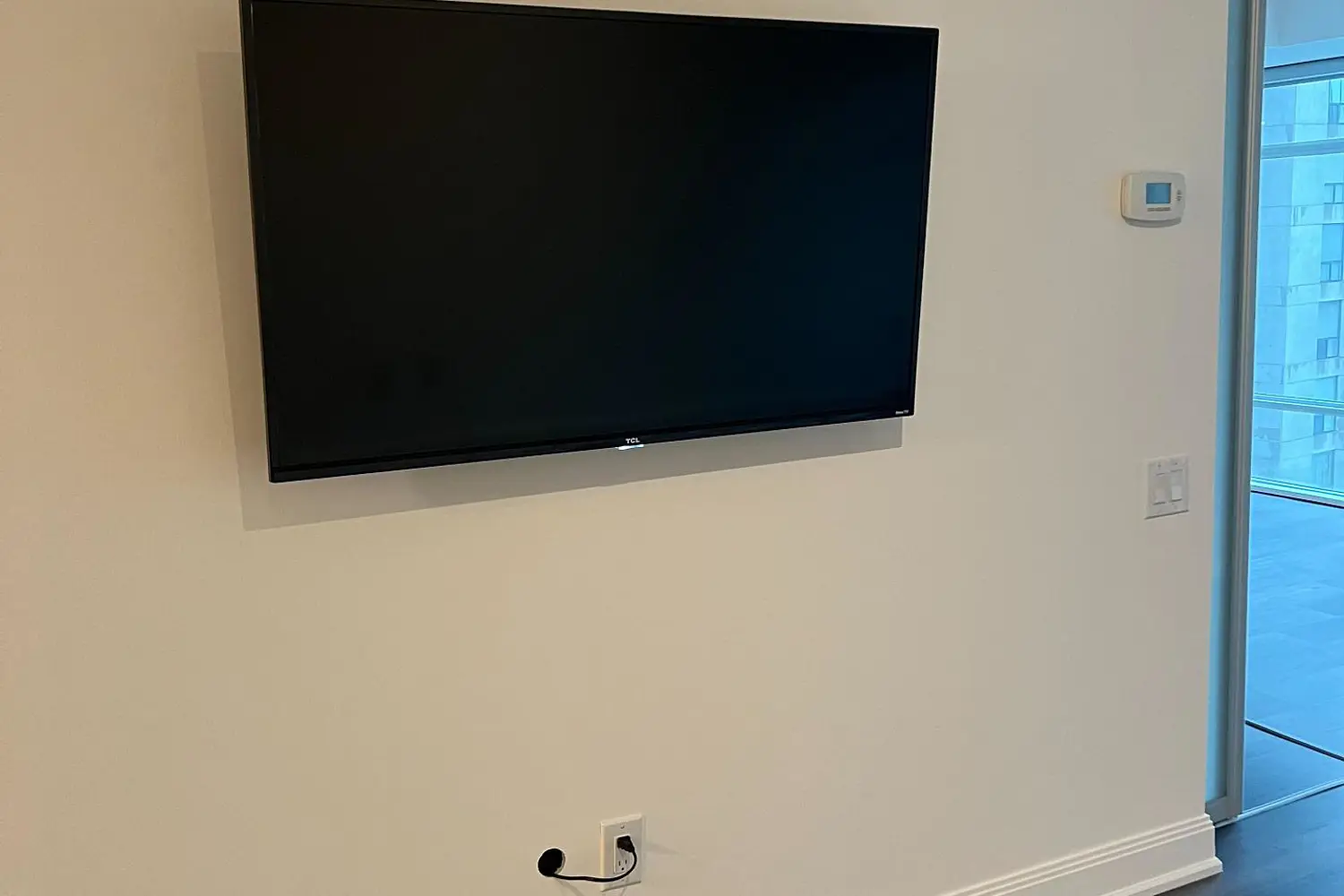 Additional image 3 of 2191 Yonge Street 803