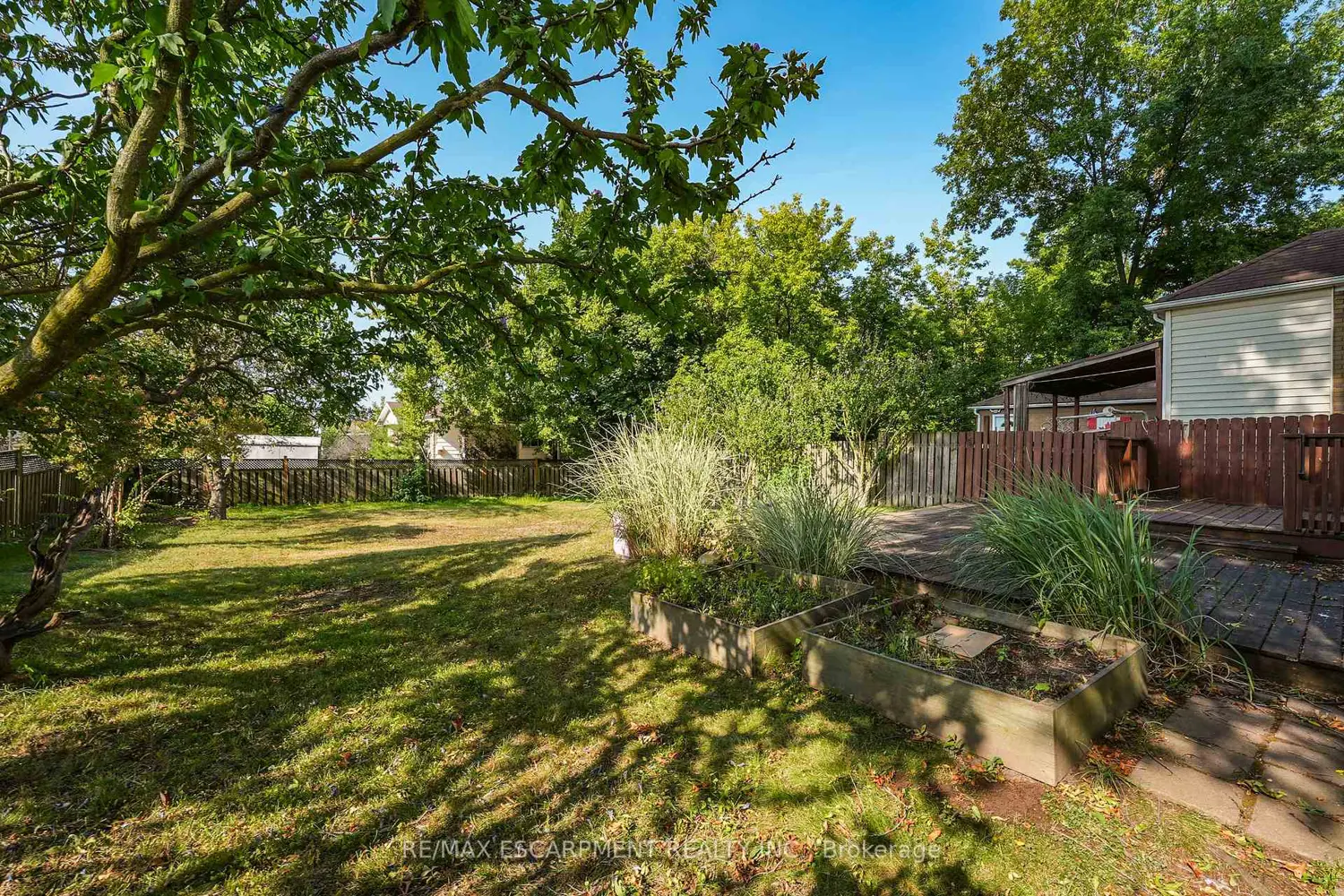 Additional image 15 of 9 Arlington Avenue