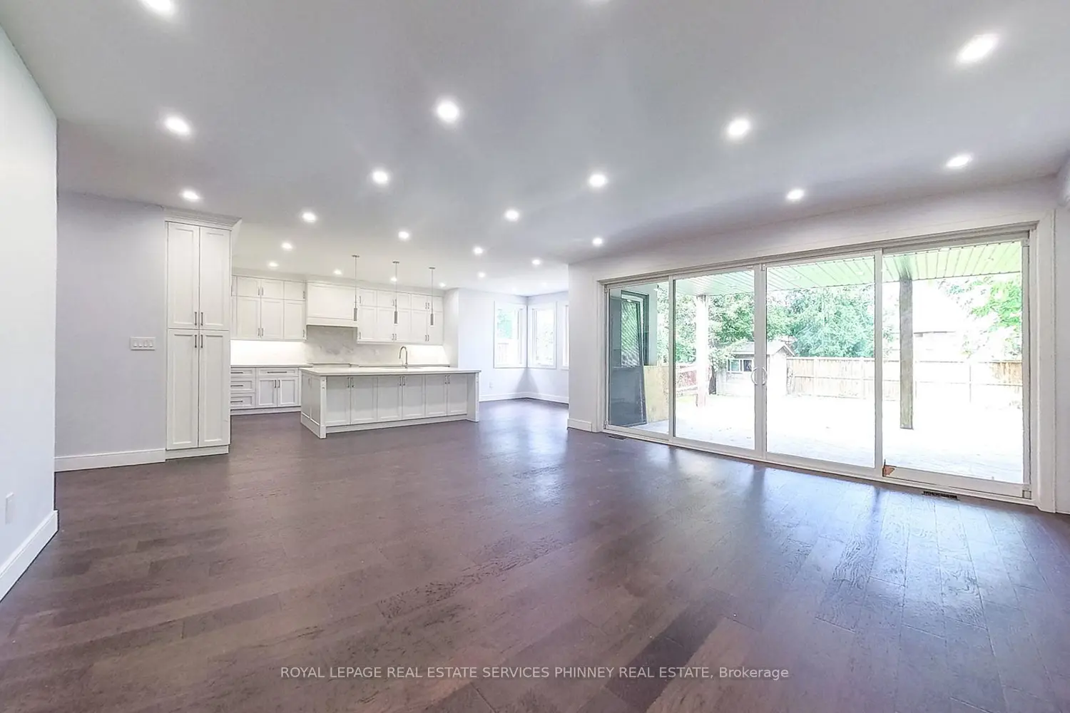 Additional image 8 of 1029 Lorne Park Road