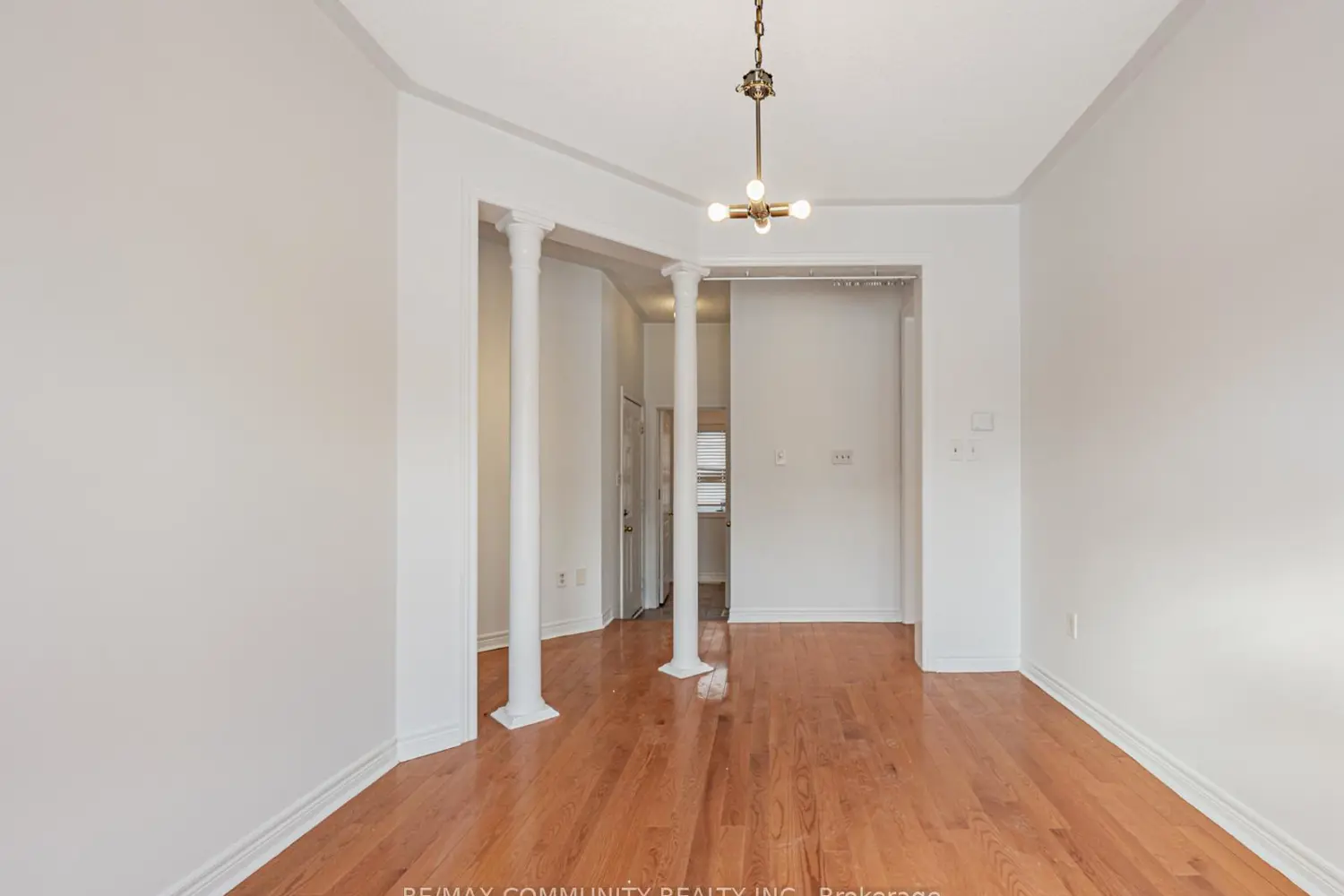 Additional image 6 of 2 John Davis Gate