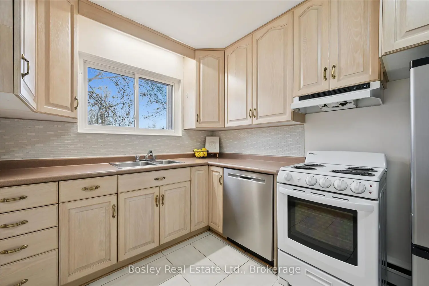 Additional image 12 of 1 Sunnylea Crescent 2