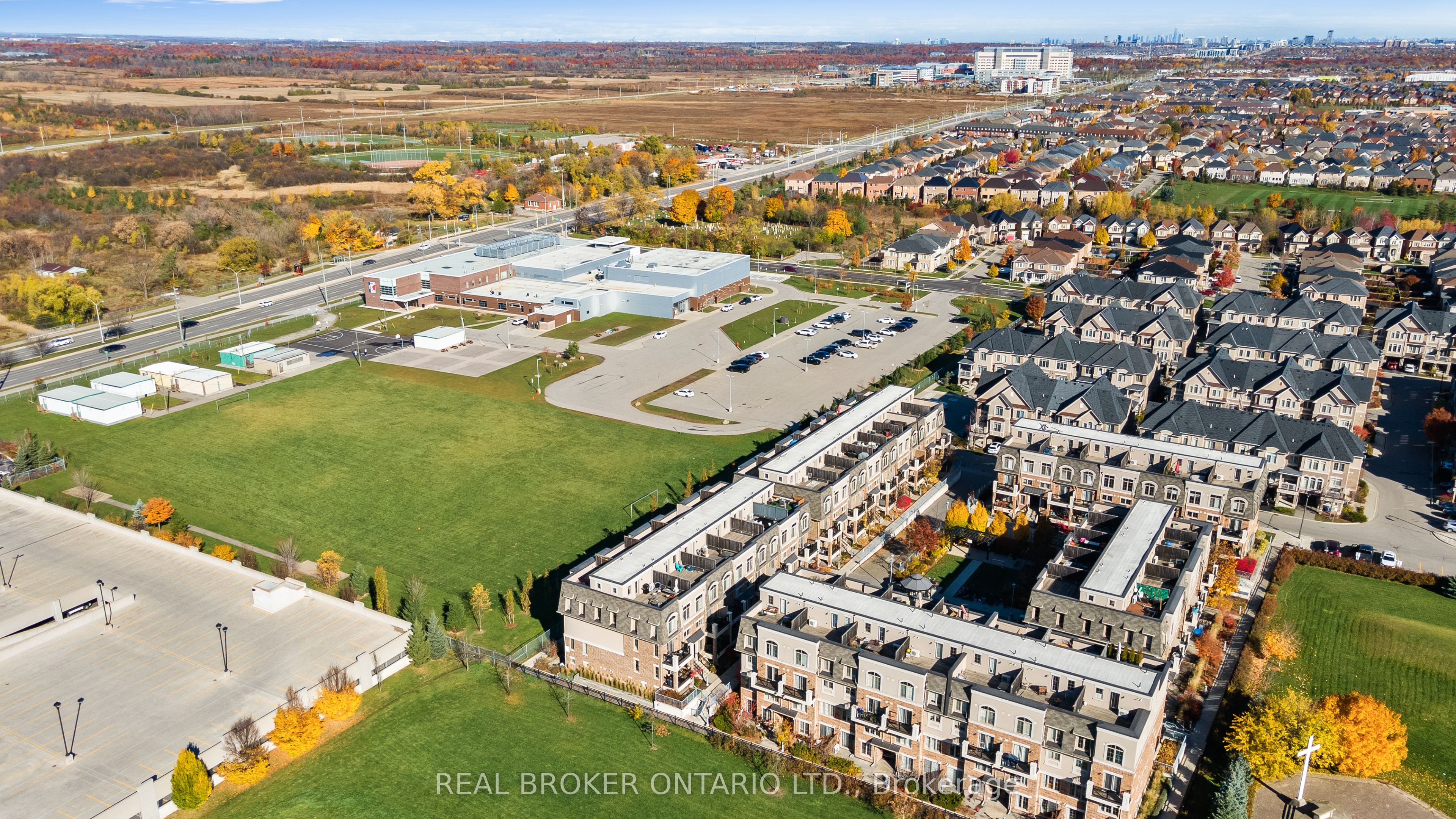 Additional image 2 of 42-2441 Greenwich Drive N, Oakville, ON, L6M 0S3
