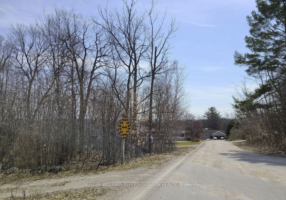 Additional image 4 of 555 Barnes Avenue, Tay, ON, L0K 1R0