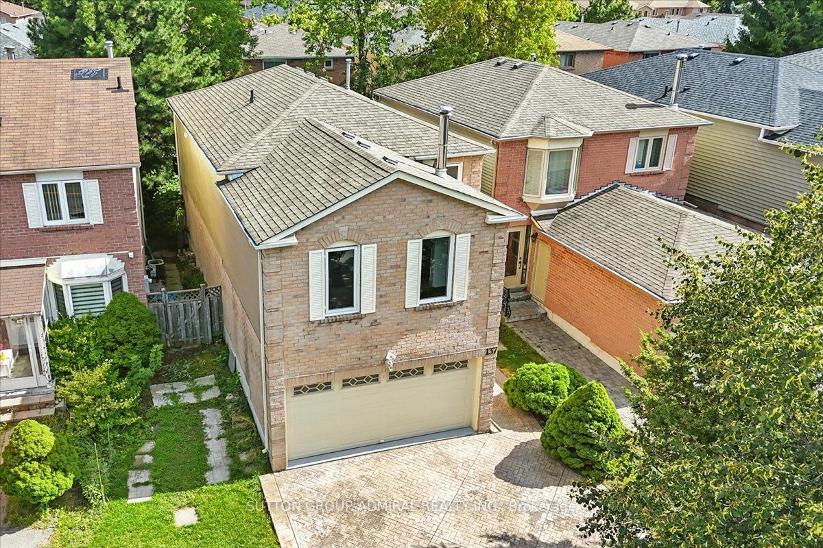 137 Chelwood Drive, Vaughan, ON, L4J 7C6