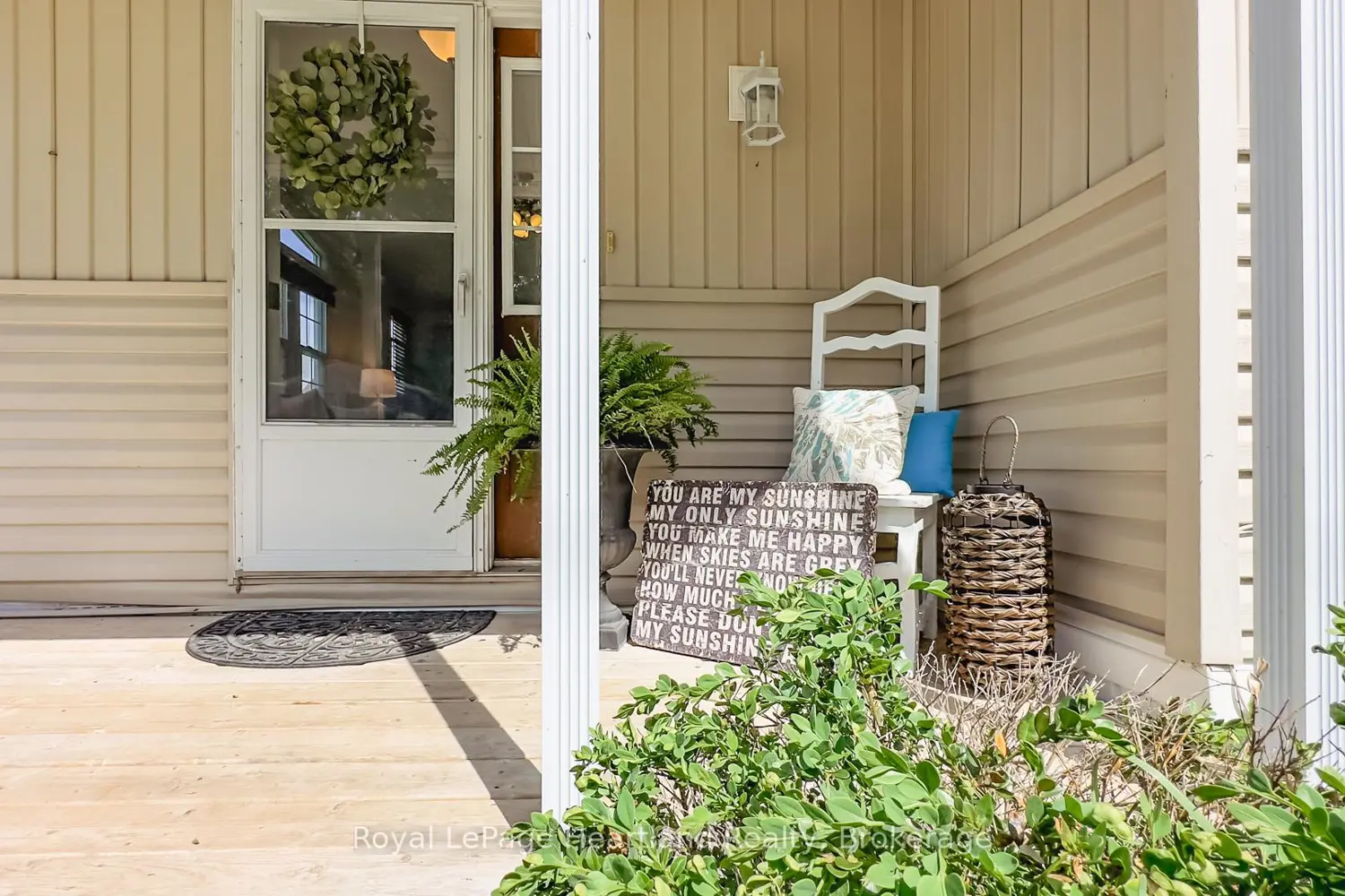 Additional image 20 of 77307 Bluewater Highway 49