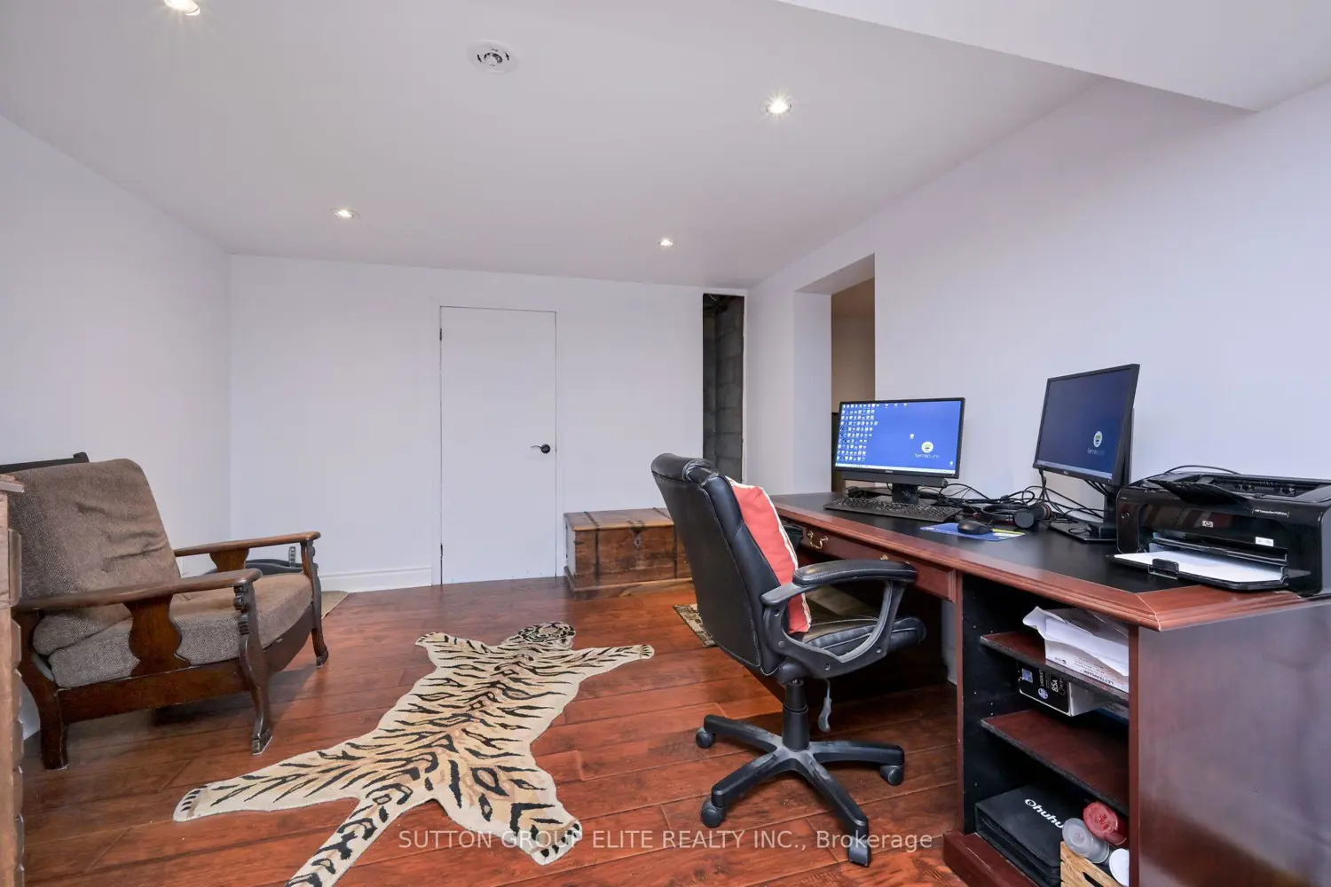 Additional image 11 of 1238 Claredale Road