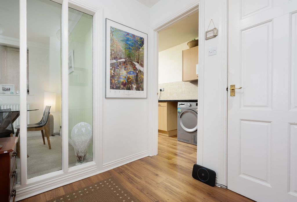 Additional image 11 of 2 bed flat for saleHighfield Court, Skelmorlie PA17