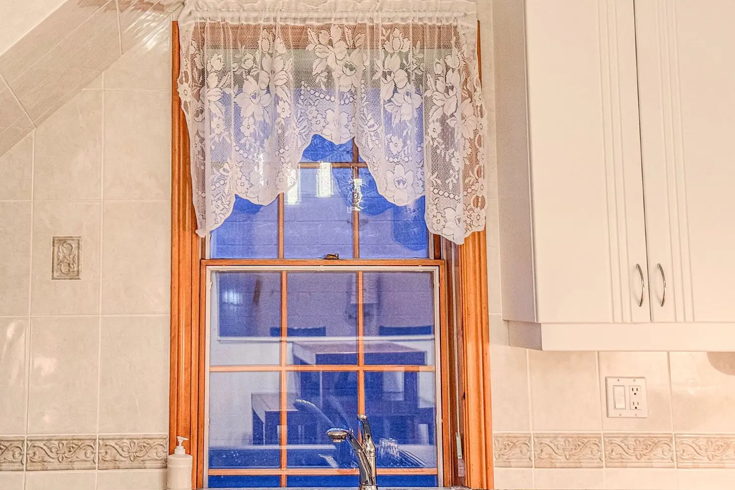 Additional image 10 of 166 Queen Street