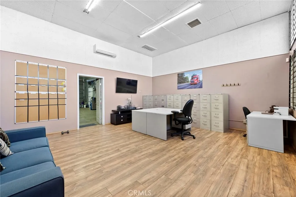 Additional image 71 of 1033 W 3rd Street, San Bernardino, CA 92410