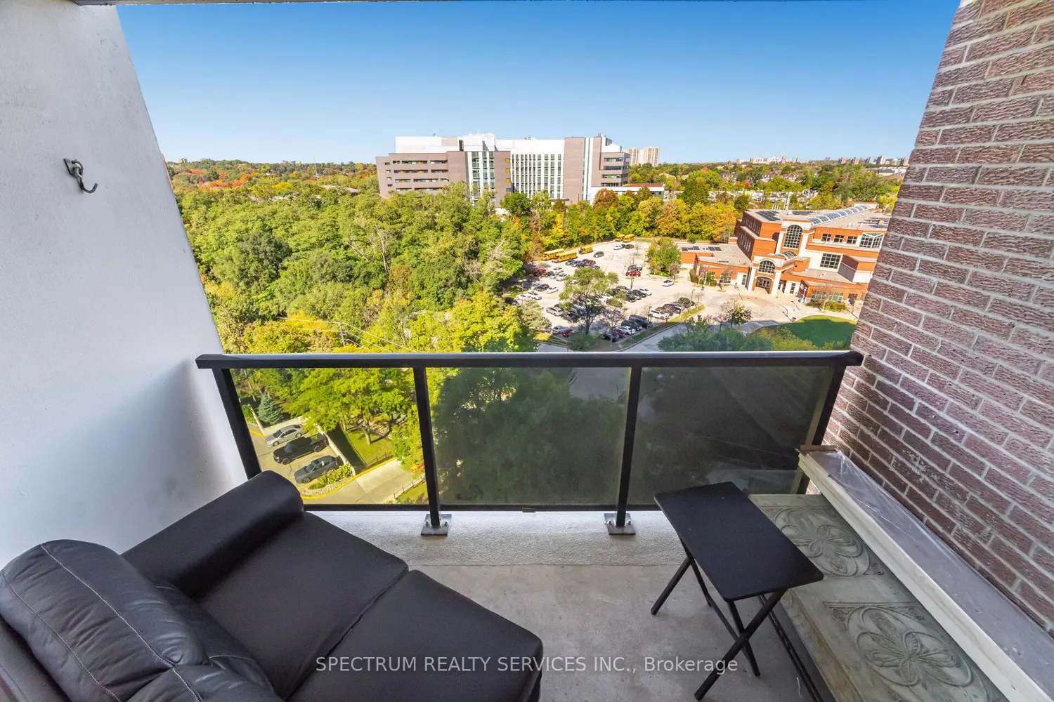 Additional image 17 of 85 Emmett Avenue 1210