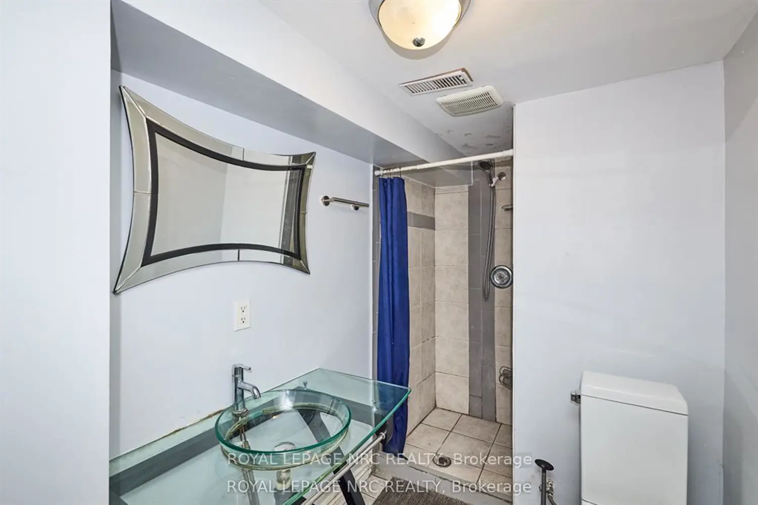 Additional image 19 of 557 Geneva Street