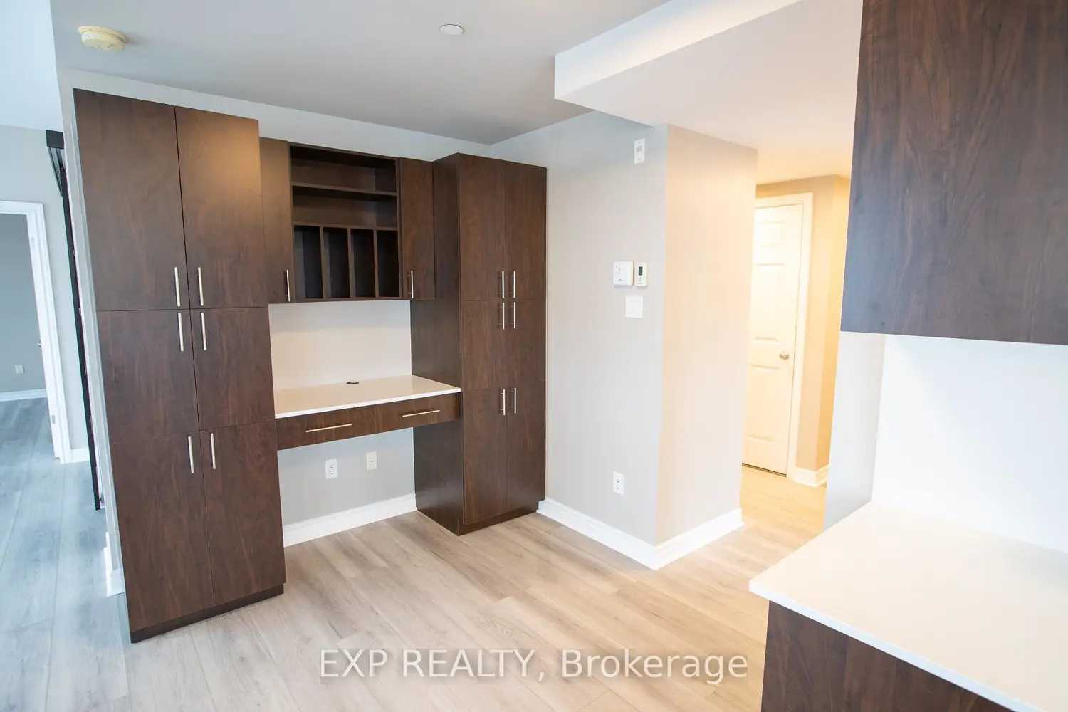 Additional image 5 of 301 Bayrose Drive 305