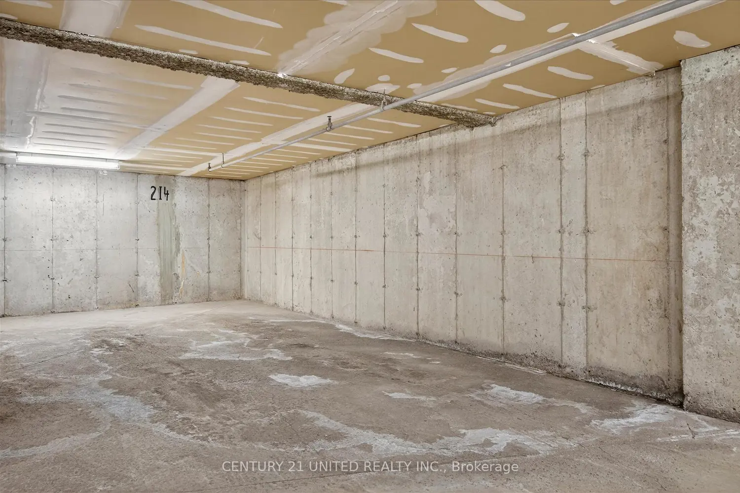 Additional image 20 of 1099 Clonsilla Avenue 214A