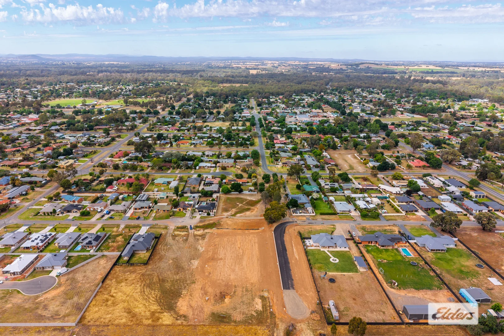 Additional image 3 of 4,5,6 & 7 Hovell Street, Howlong NSW 2643