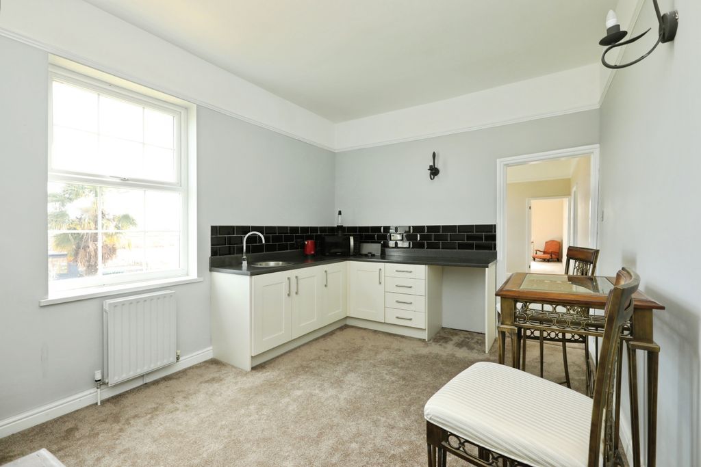 Additional image 18 of 7 bed detached house for sale94, Welham Road, Retford DN22
