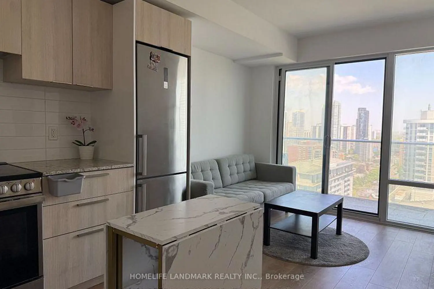 Additional image 6 of 501 Yonge Street 2208