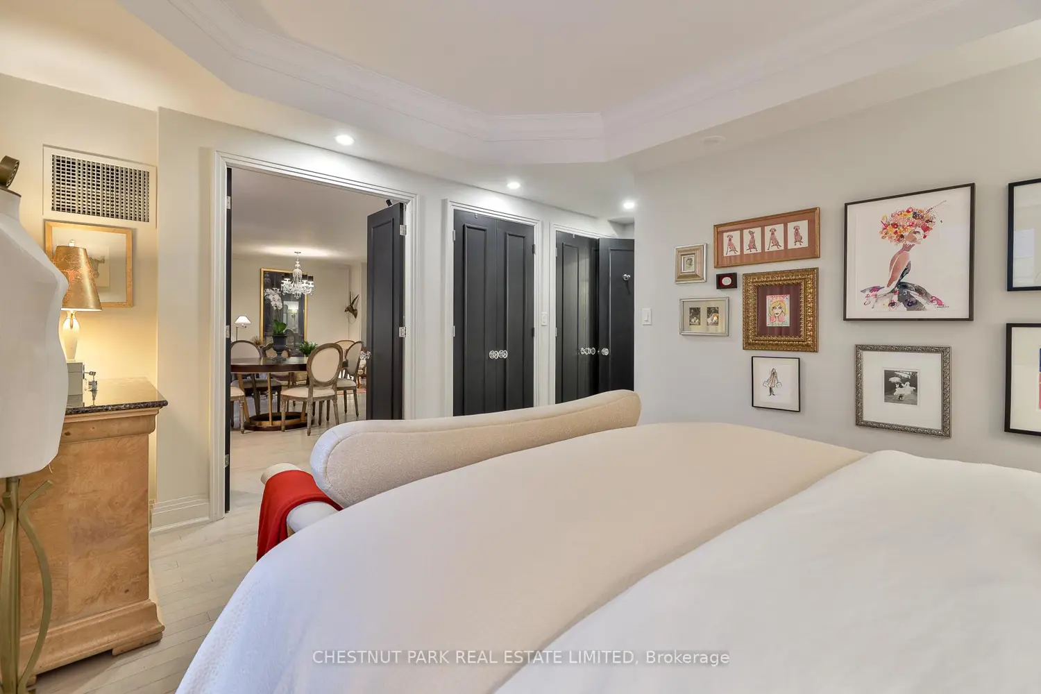 Additional image 18 of 99 Avenue Road 508