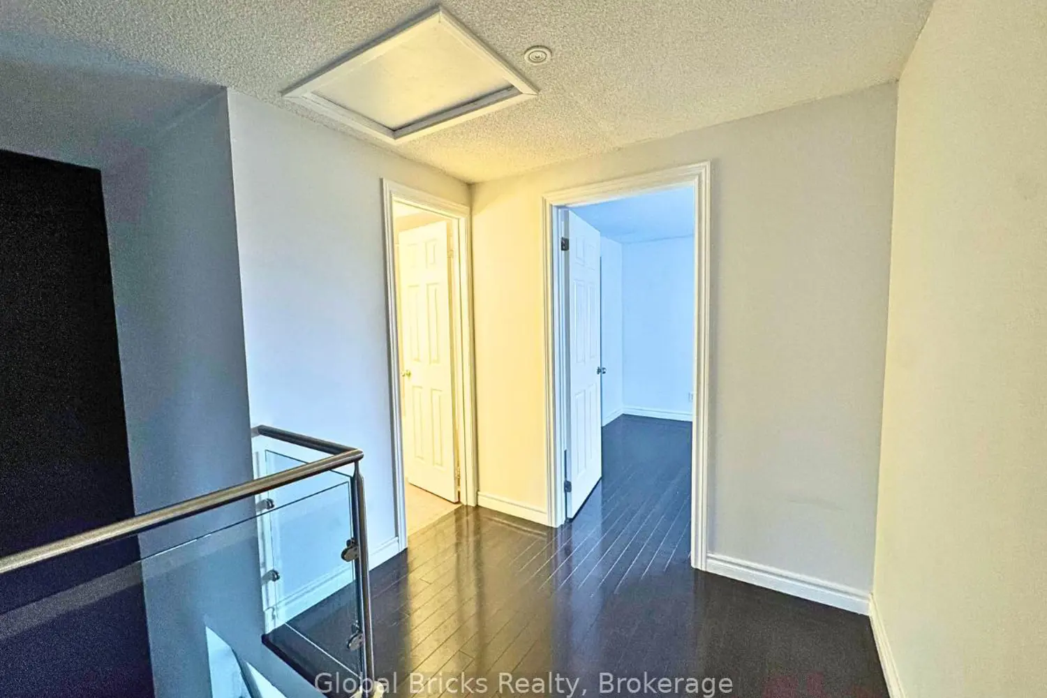 Additional image 20 of 41 Fieldview Crescent