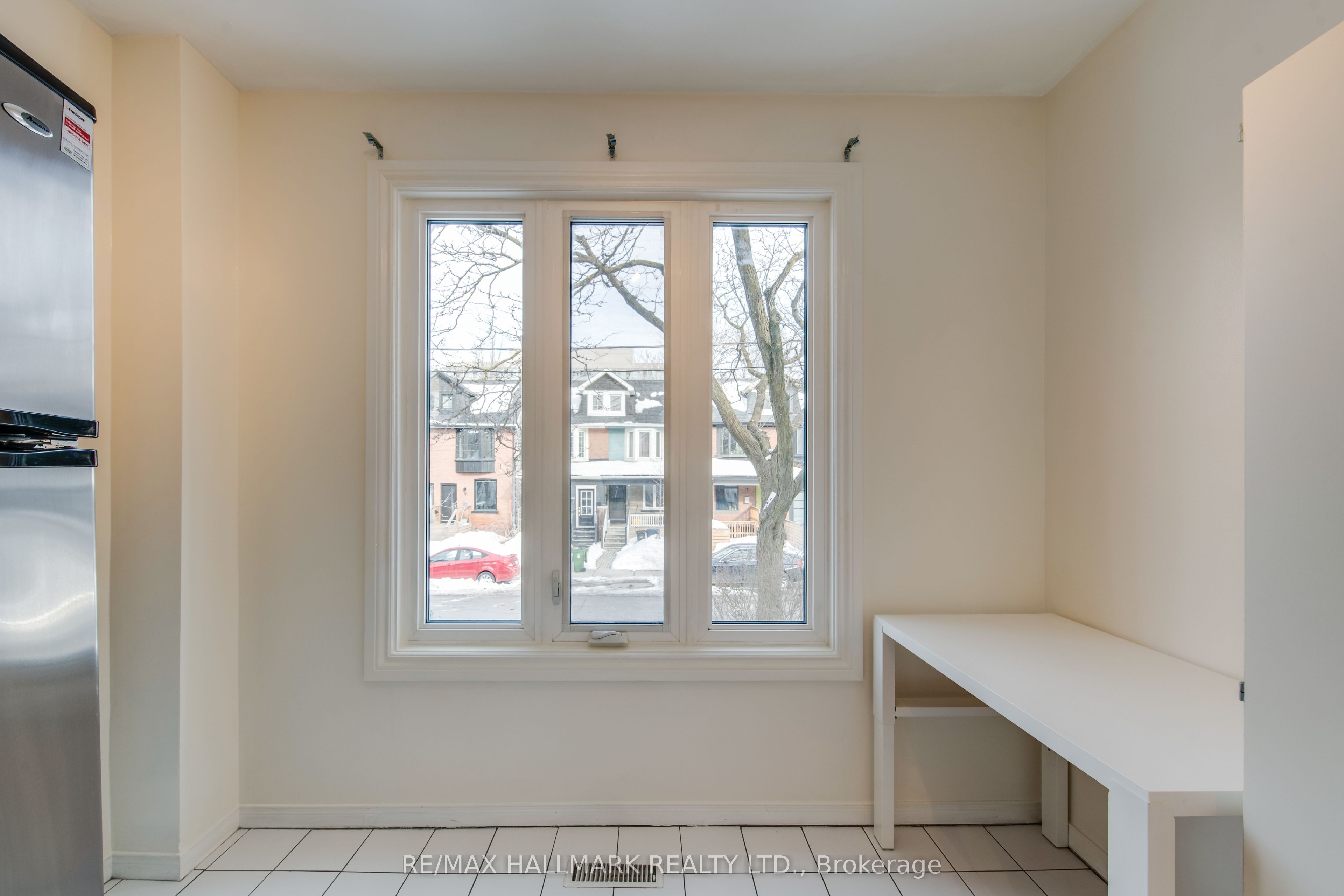 Additional image 5 of 6 Empire Avenue, Toronto, ON, M4M 2L4