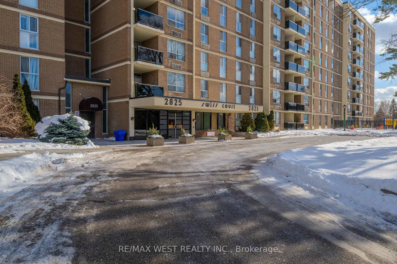 Additional image 4 of 2825 Islington Avenue