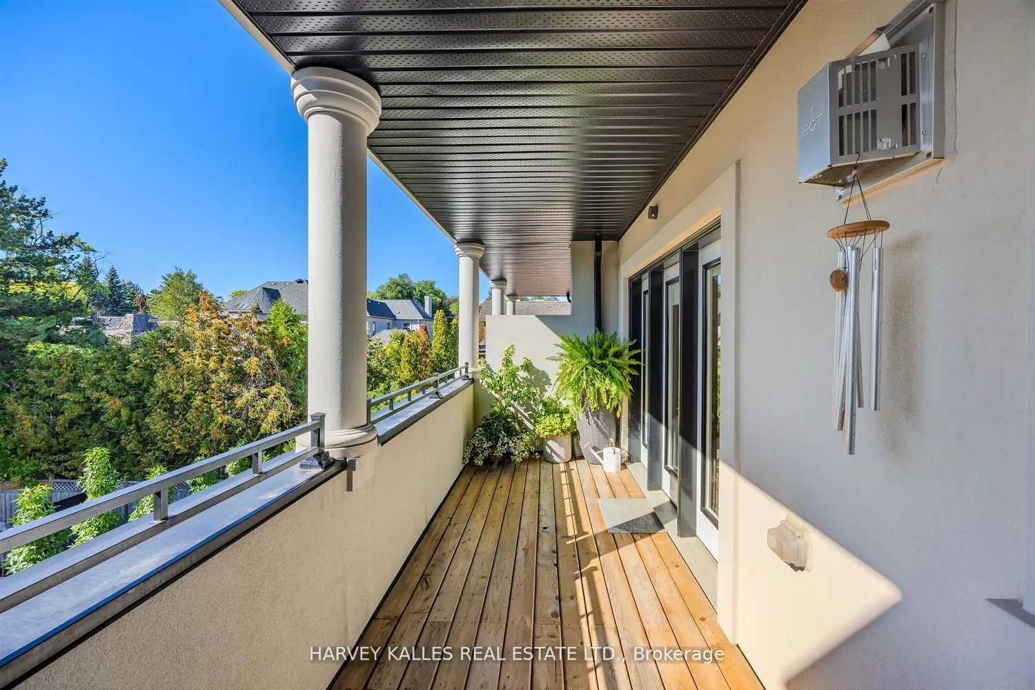 Additional image 17 of 2638A Bayview Avenue