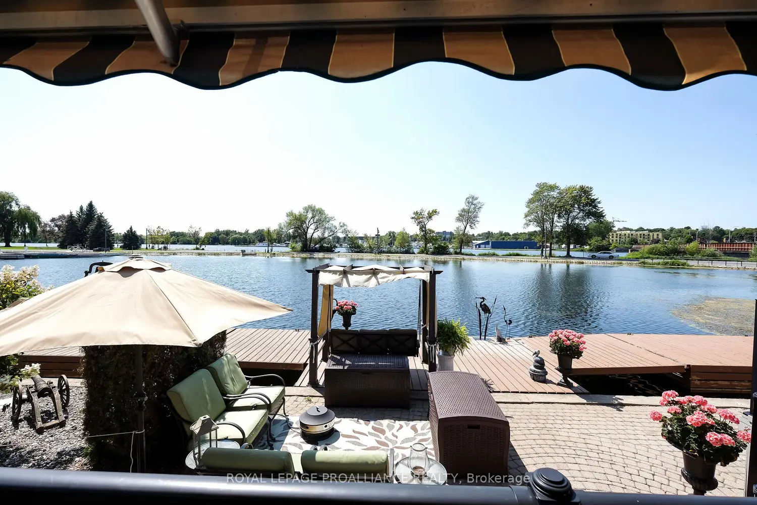 Additional image 17 of 70 Front Street