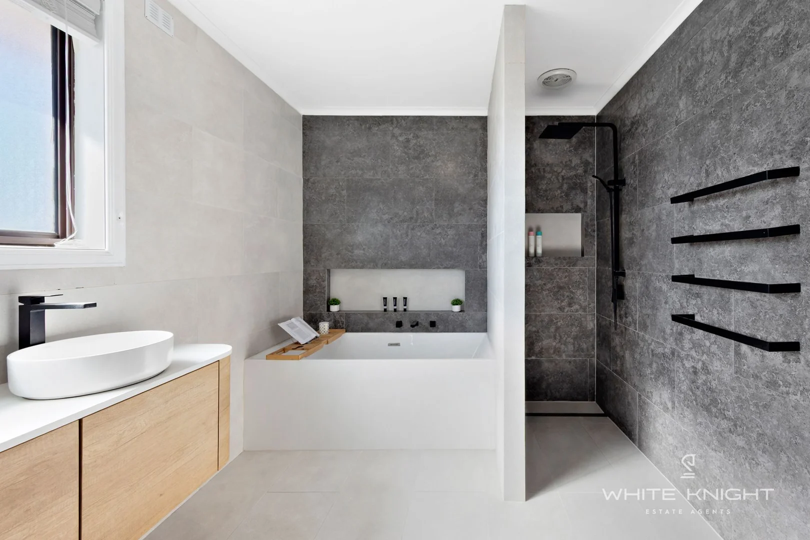 Additional image 11 of 3 Dalwood Place, Avondale Heights VIC 3034