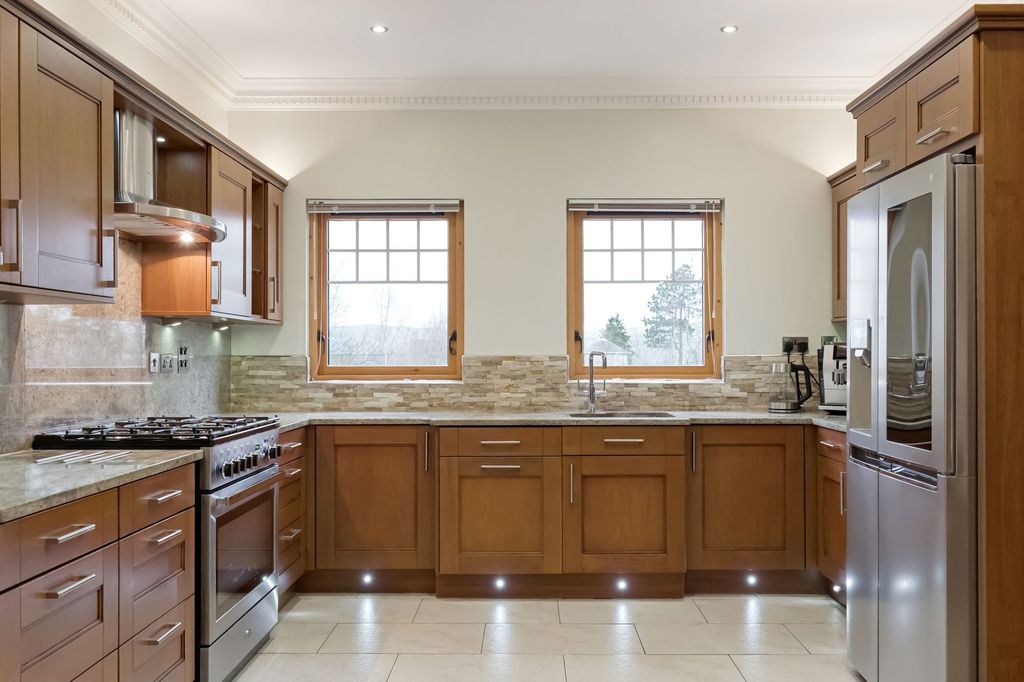 Additional image 6 of 5 bed detached house for sale2 Bramble Wynd, Port Glasgow PA14