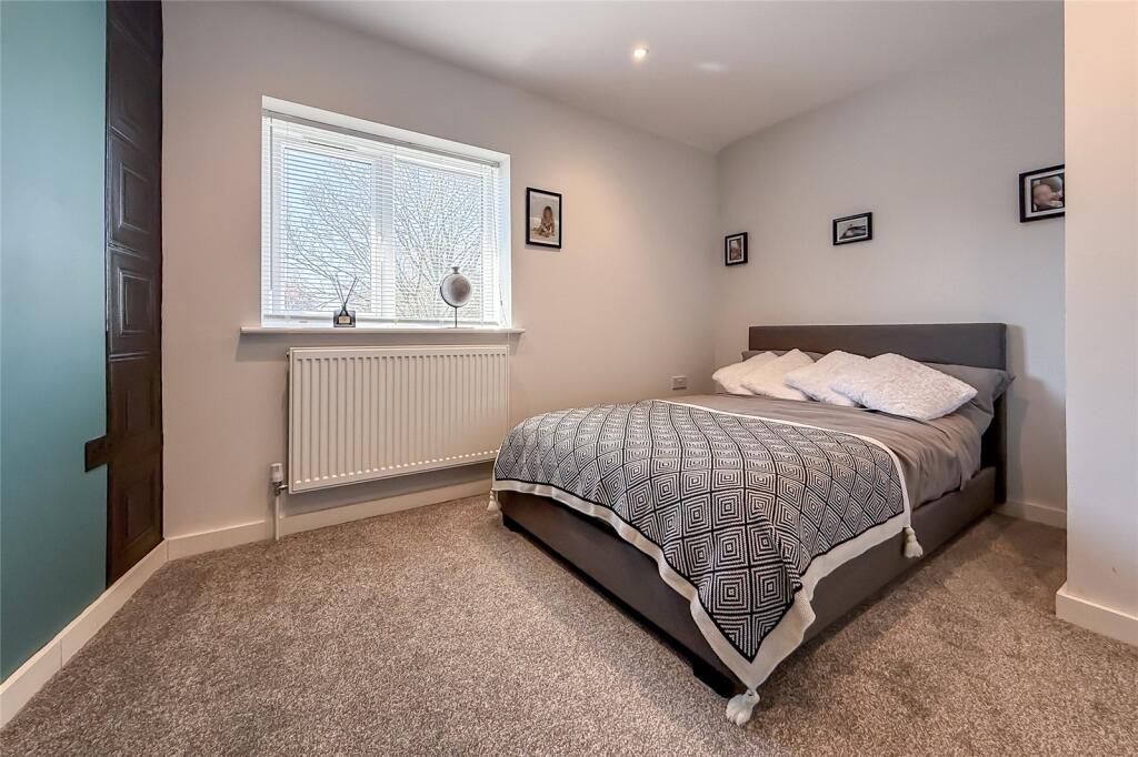 Additional image 10 of Cell Barnes Lane, St. Albans, Hertfordshire, AL1