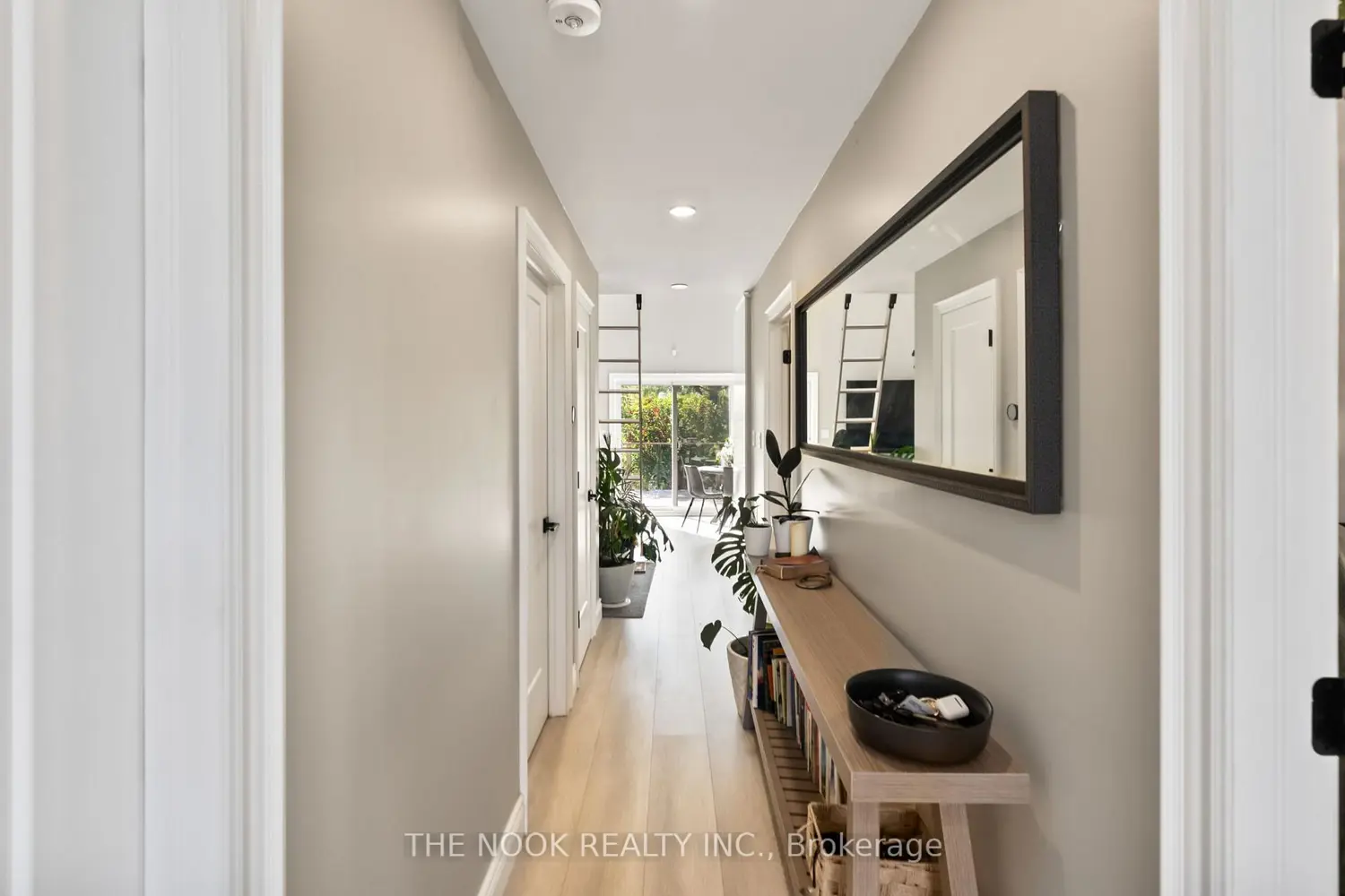 Additional image 4 of 46 Mcguire Beach Road