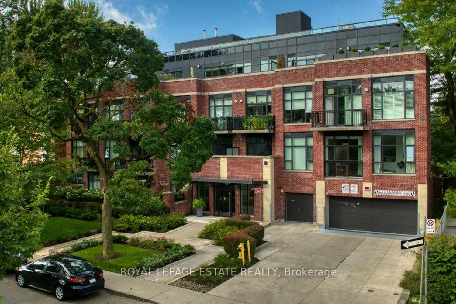 66 Kippendavie Avenue 408