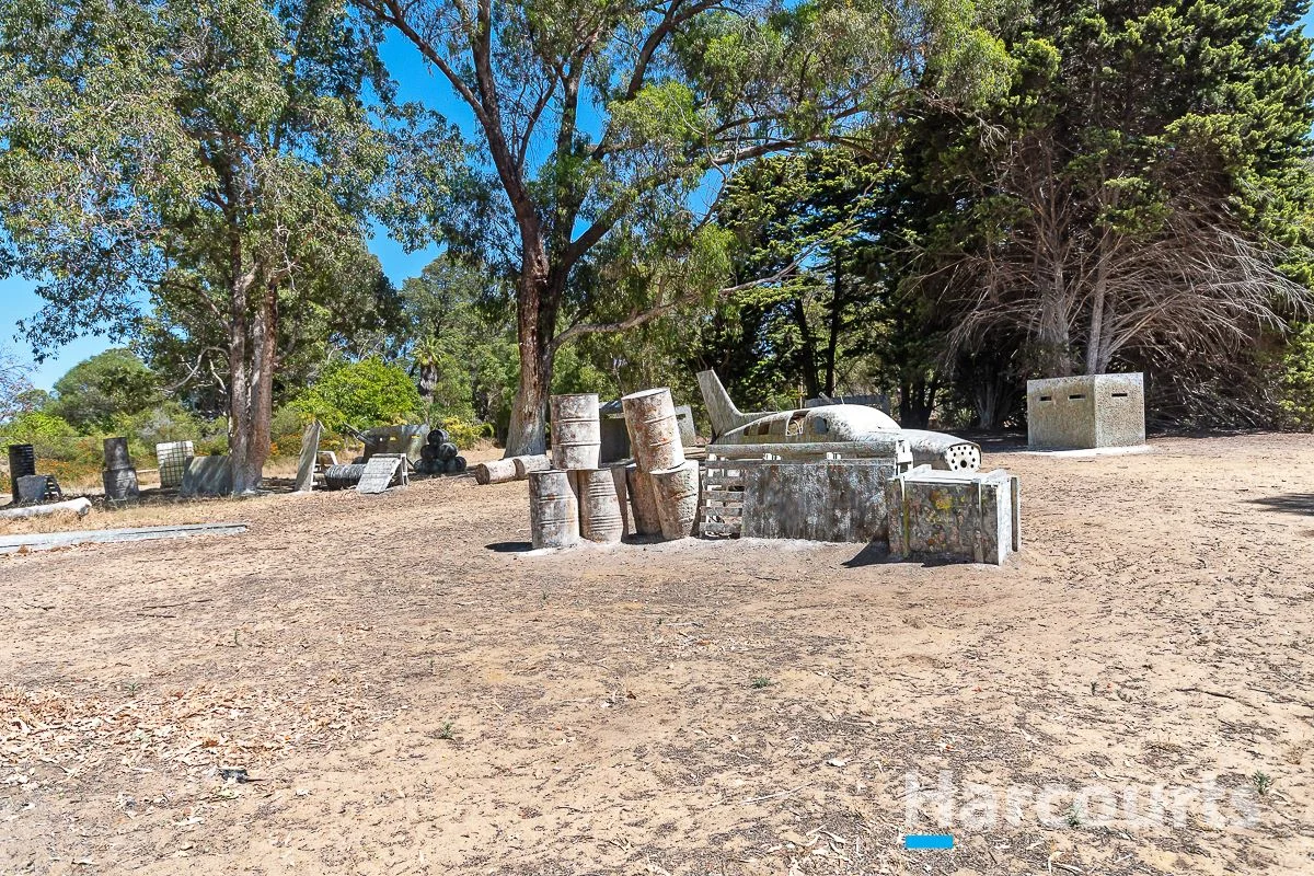Additional image 17 of 414 Karoborup Road, Carabooda WA 6033