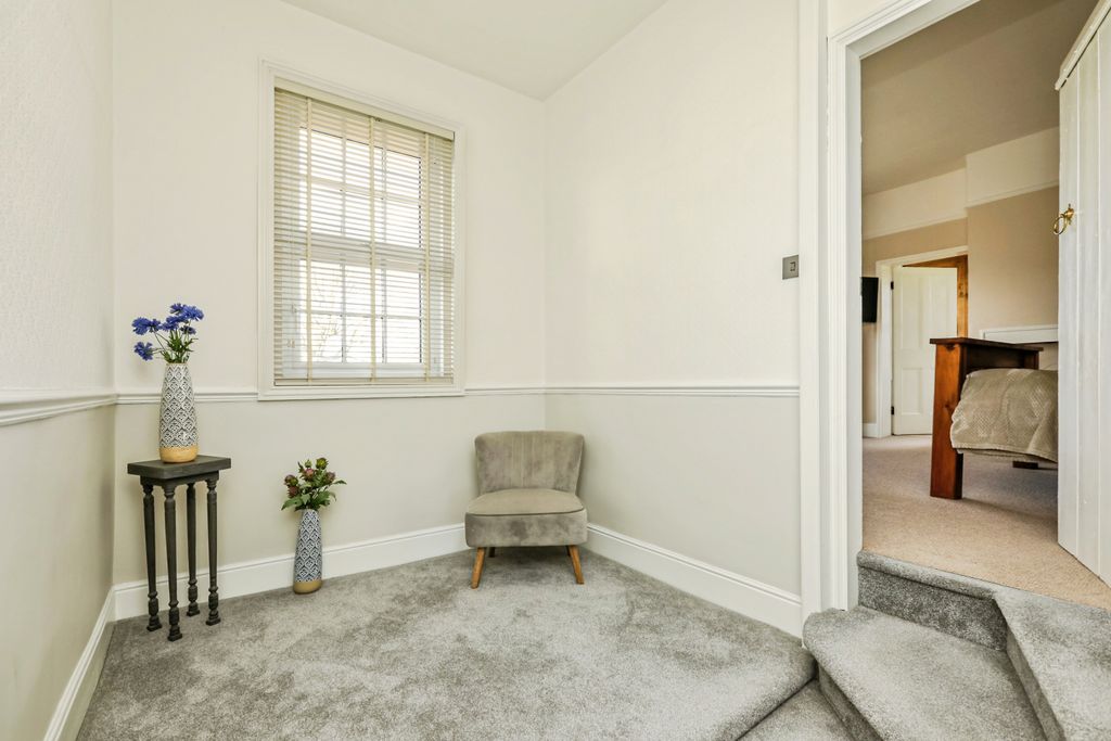 Additional image 21 of 7 bed detached house for sale94, Welham Road, Retford DN22