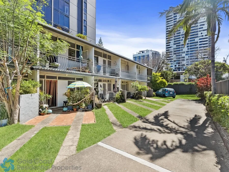 183 Old Burleigh Road, Broadbeach QLD 4218 photo 2