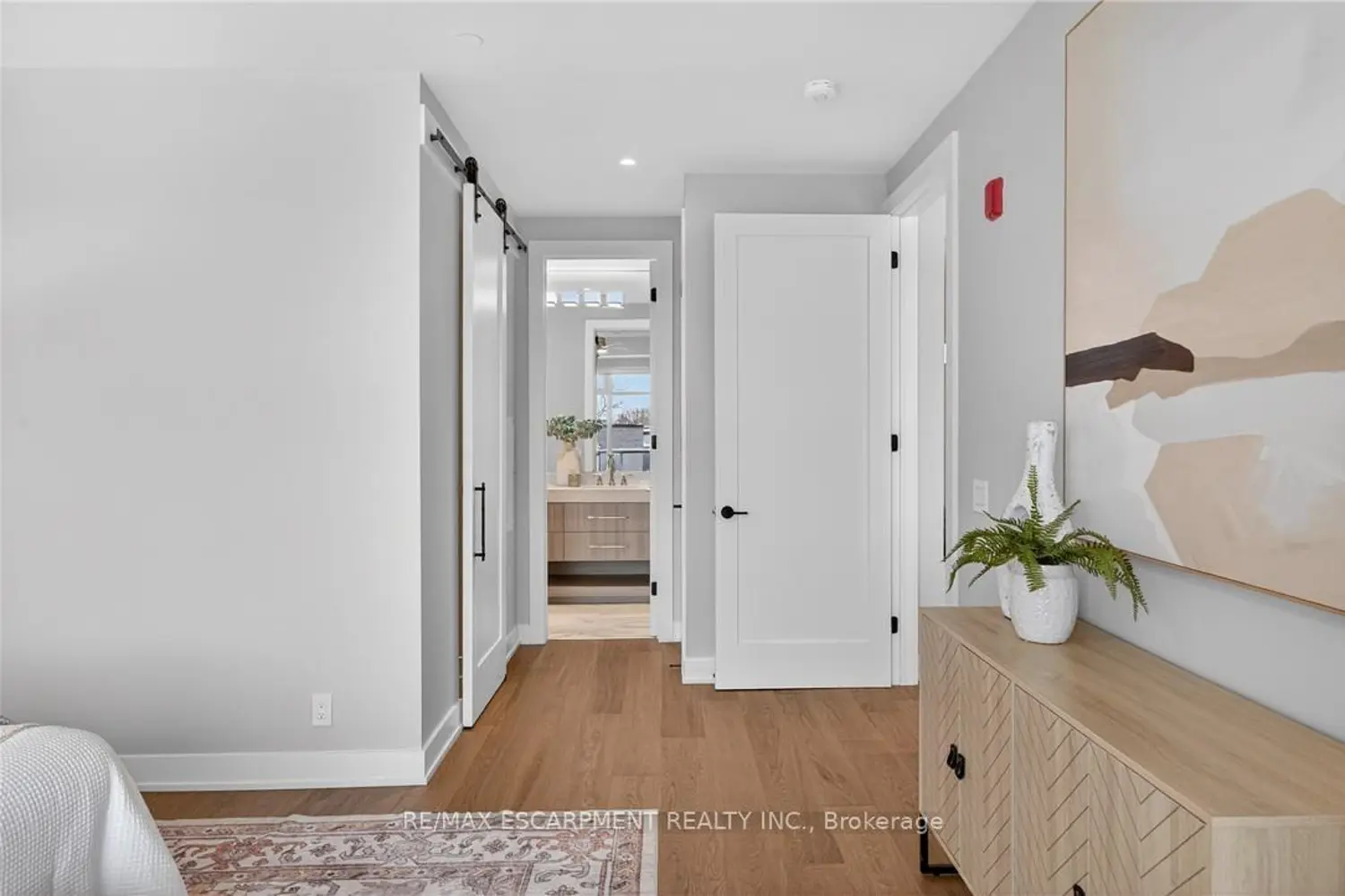 Additional image 8 of 123 Maurice Drive 401