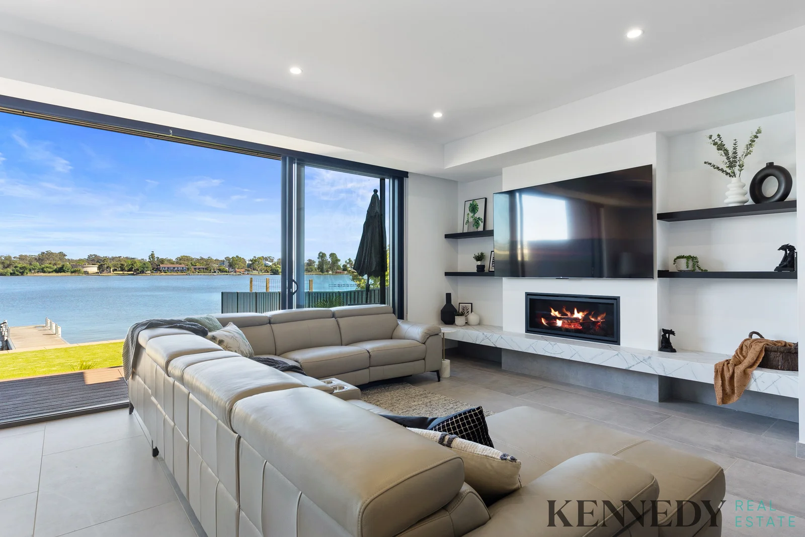 1/12 Irvine Parade, Yarrawonga VIC 3730