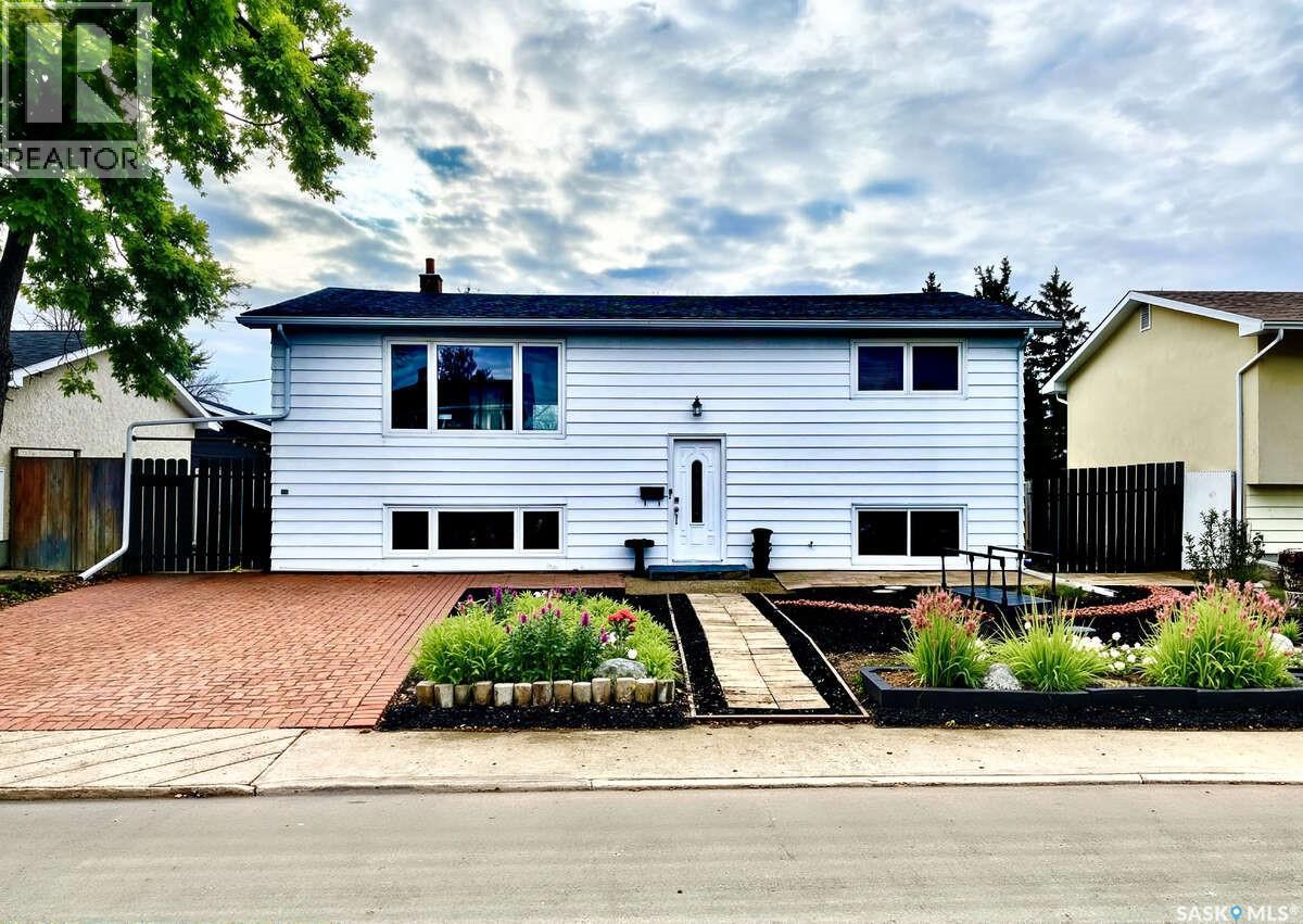 7227 6th Avenue, Regina, SK, S4T0P3