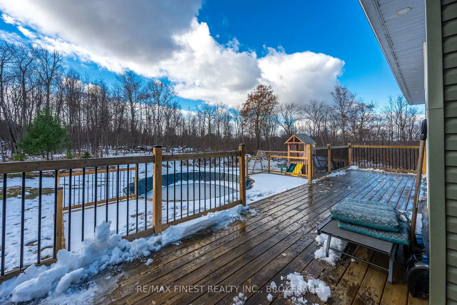 Additional image 13 of 1557 Long Lake Road