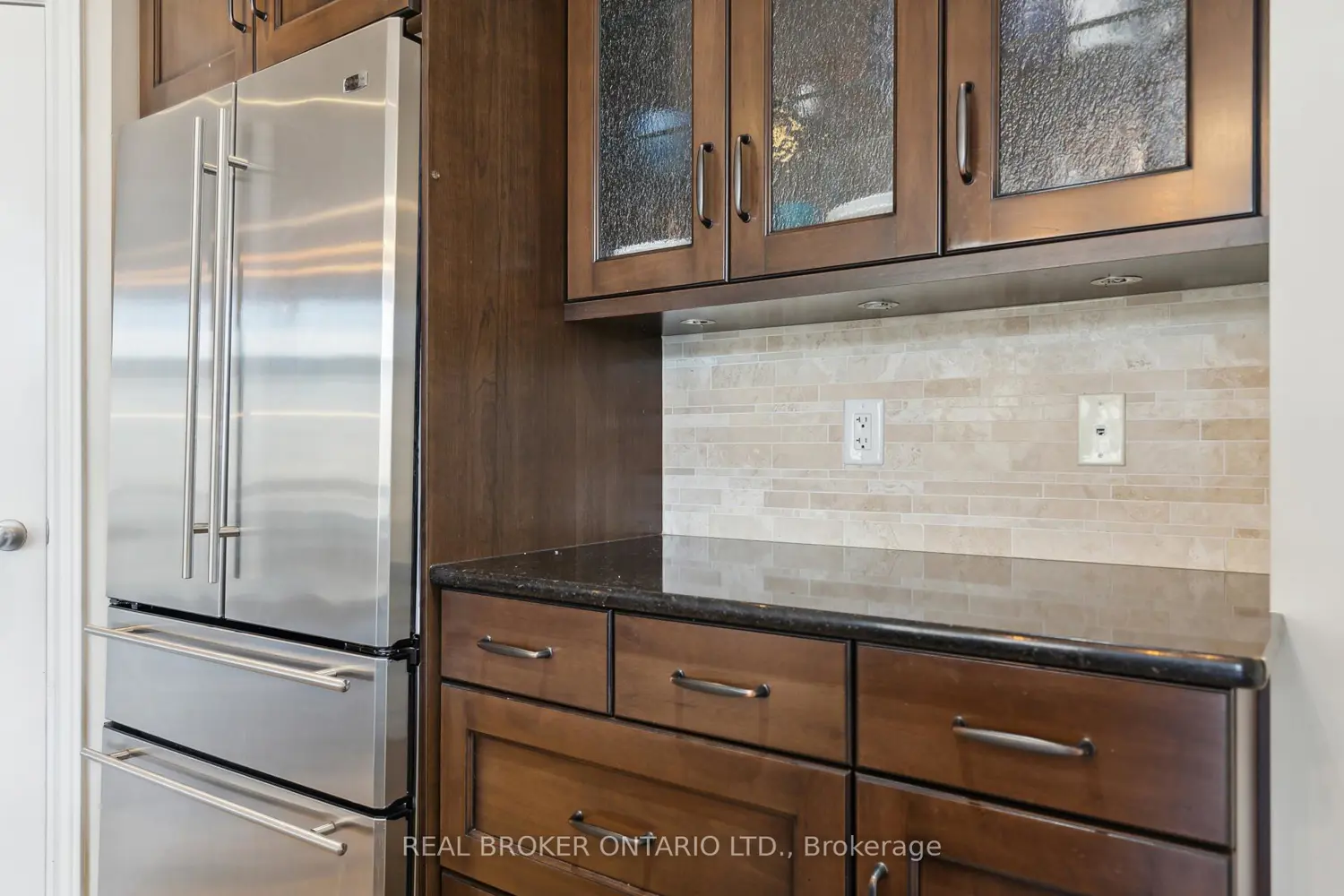 Additional image 2 of 51 Waterside Drive