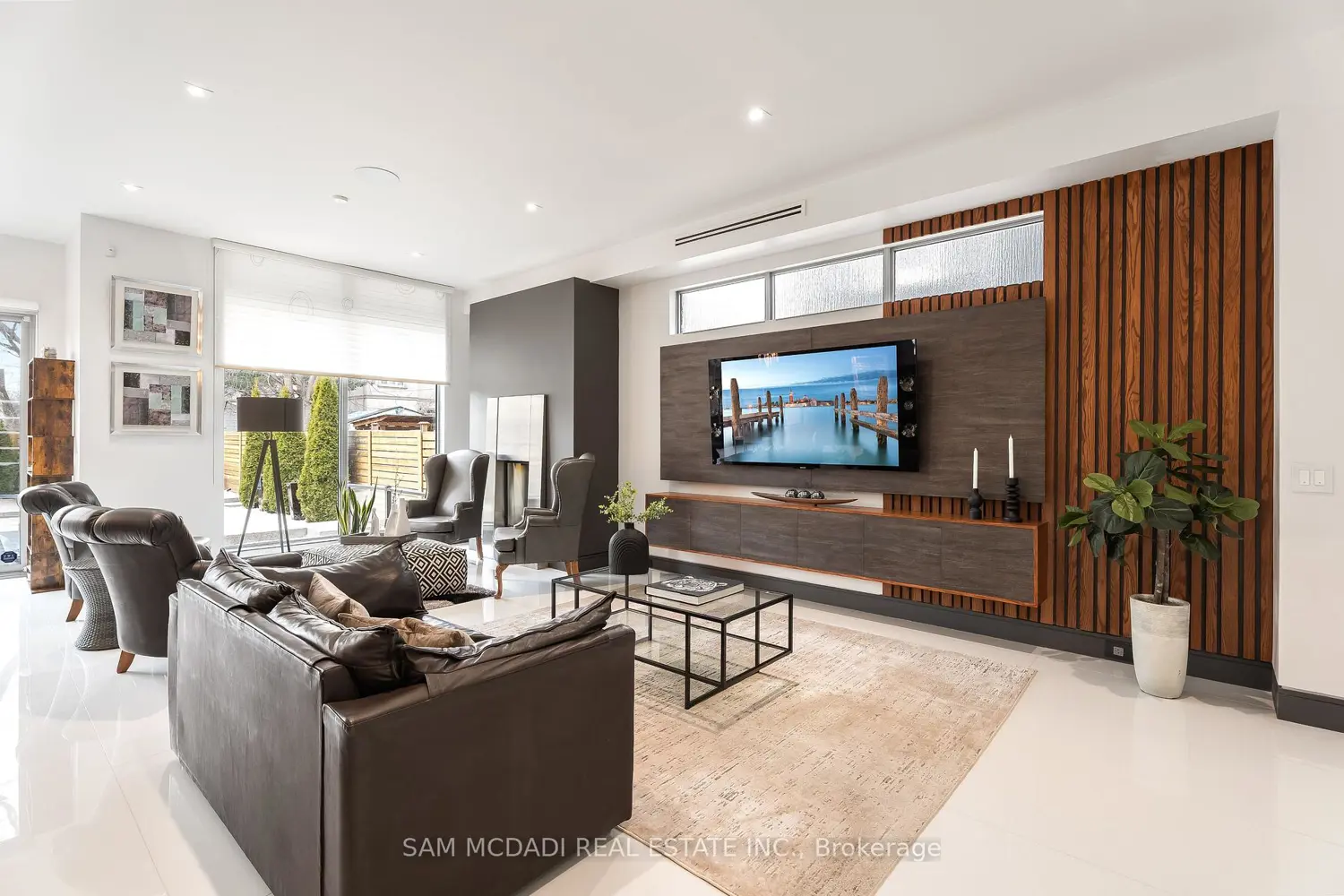 Additional image 4 of 852 Goodwin Road