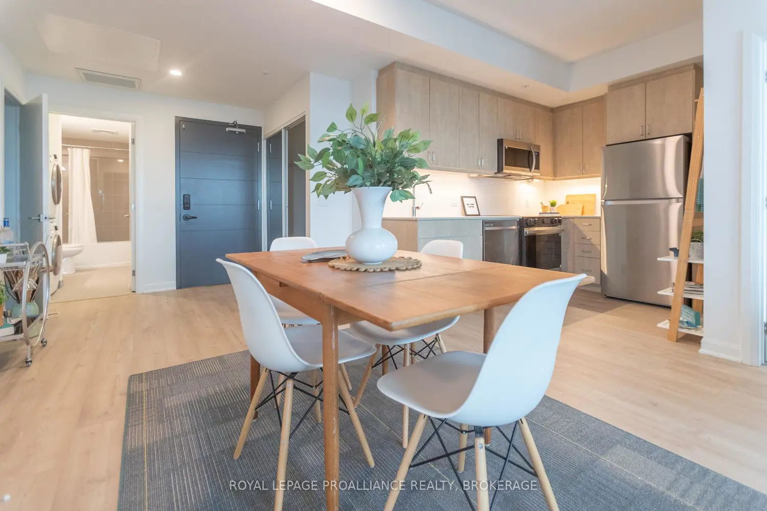 Additional image 3 of 223 Princess Street 605